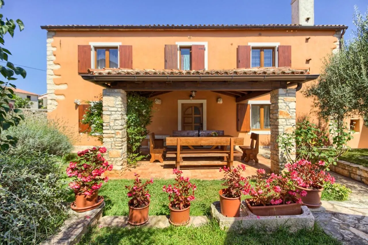 Villa Anamaria Sisan