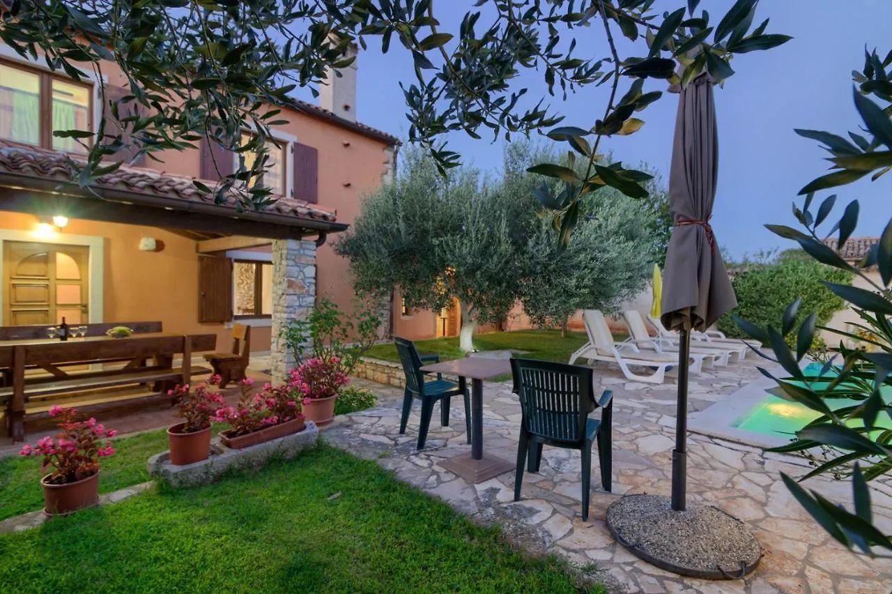 Villa Anamaria Sisan