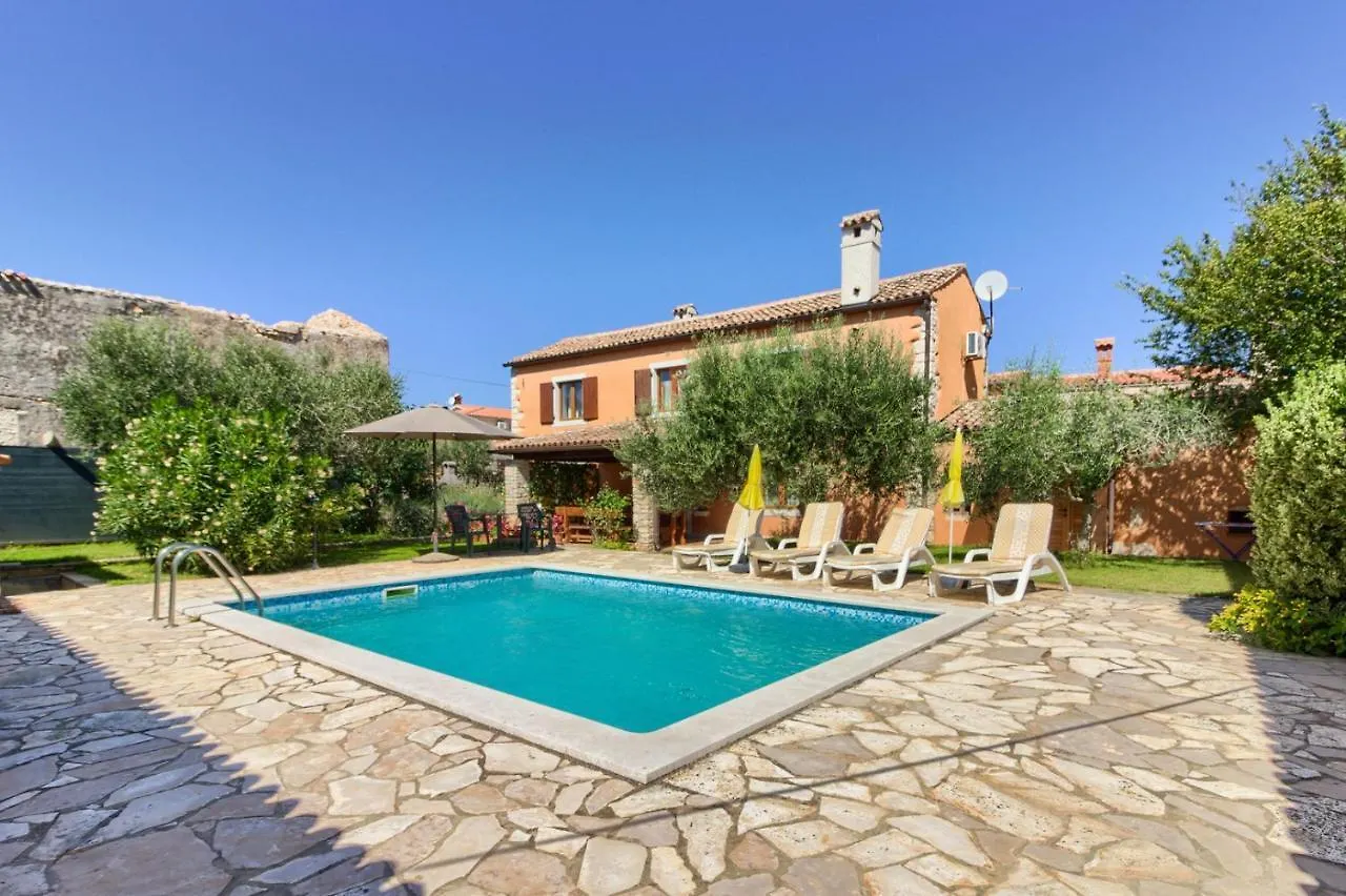 Villa Anamaria Sisan 0*,  Croatia