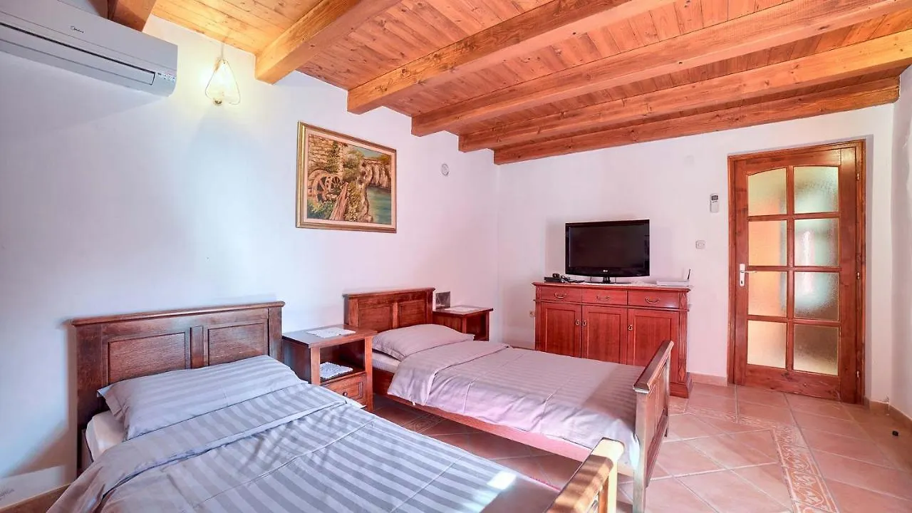 Villa Anamaria Sisan